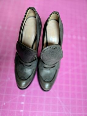 Cavalini Olive Green Distressed Leather Heeled Loafers Made In Italy Size 38